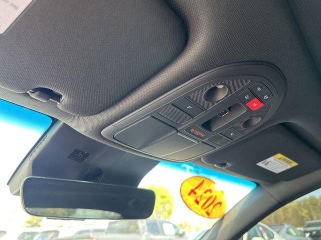 Used 2024 Genesis G70 2.5T w/ Sport Prestige Package image 25