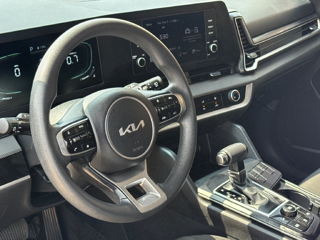 Used 2024 Kia Sportage LX FWD image 17