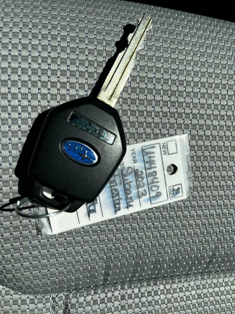 Used 2023 Subaru Forester AWD/4WD image 31