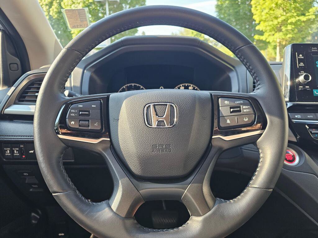 Used 2025 Honda Odyssey EX-L image 26