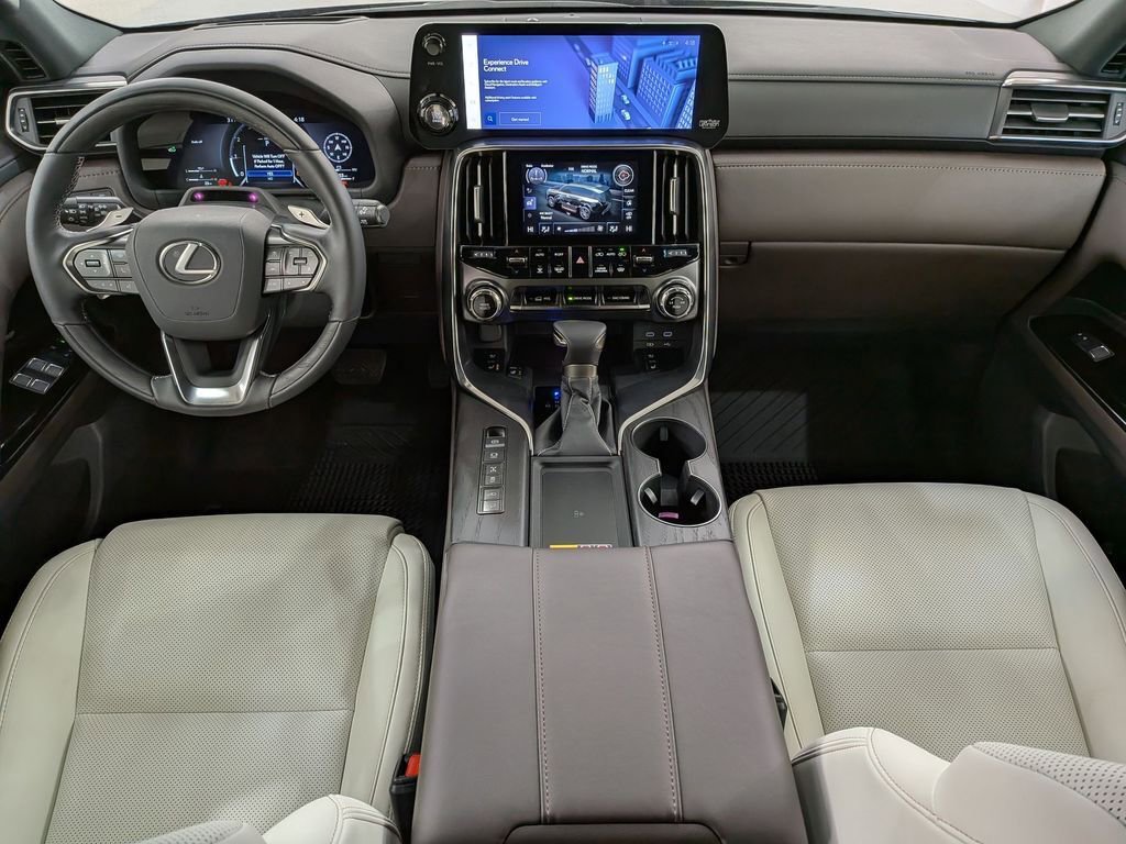 New 2025 Lexus LX 600 4WD w/ Luxury Package image 37