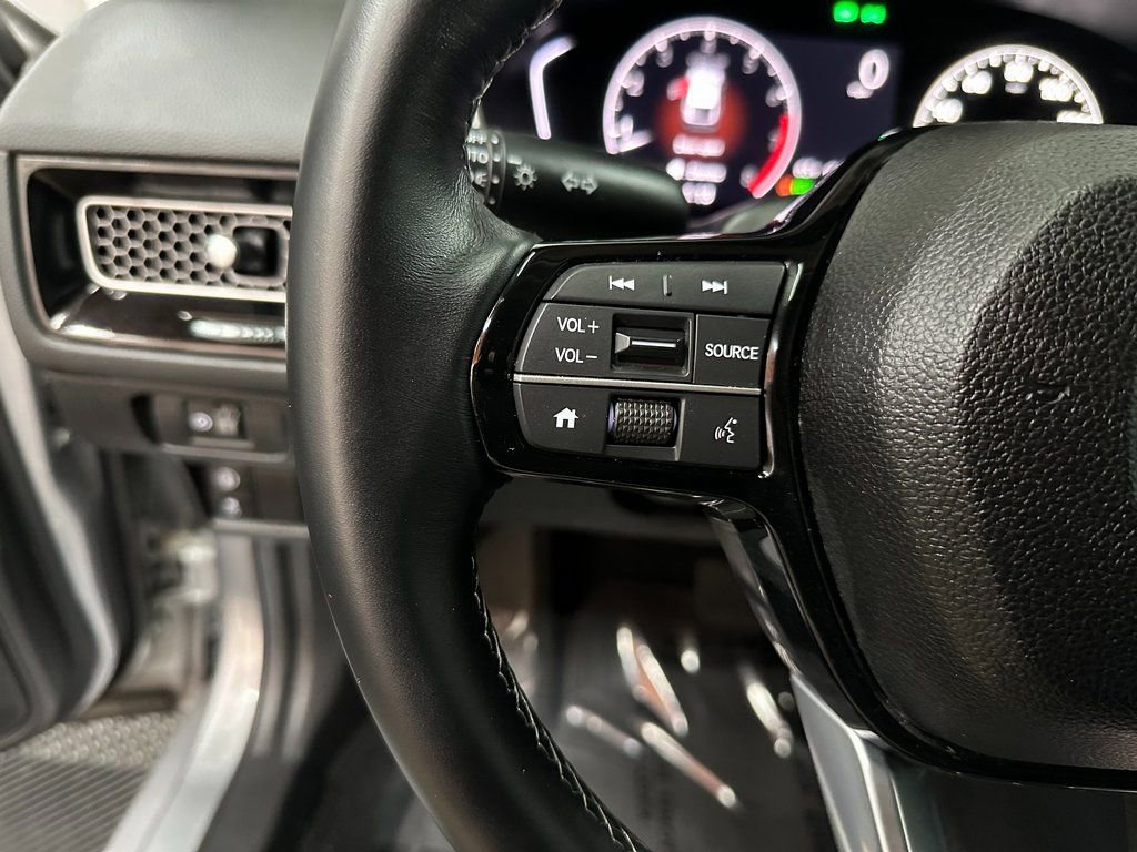 Used 2024 Honda Civic EX-L image 17