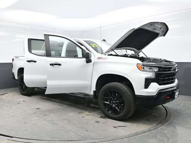 Used 2025 Chevrolet Silverado 1500 LT Trail Boss w/ Protection Package AWD/4WD image 46