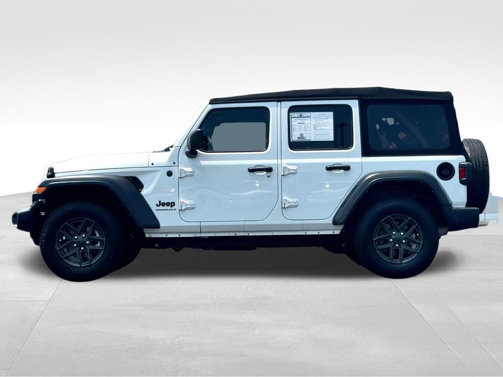 Used 2024 Jeep Wrangler Unlimited Sport AWD/4WD image 4