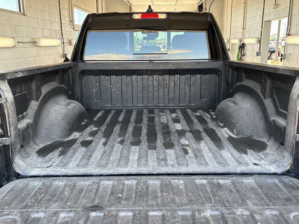 Used 2025 RAM 1500 Warlock AWD/4WD image 39