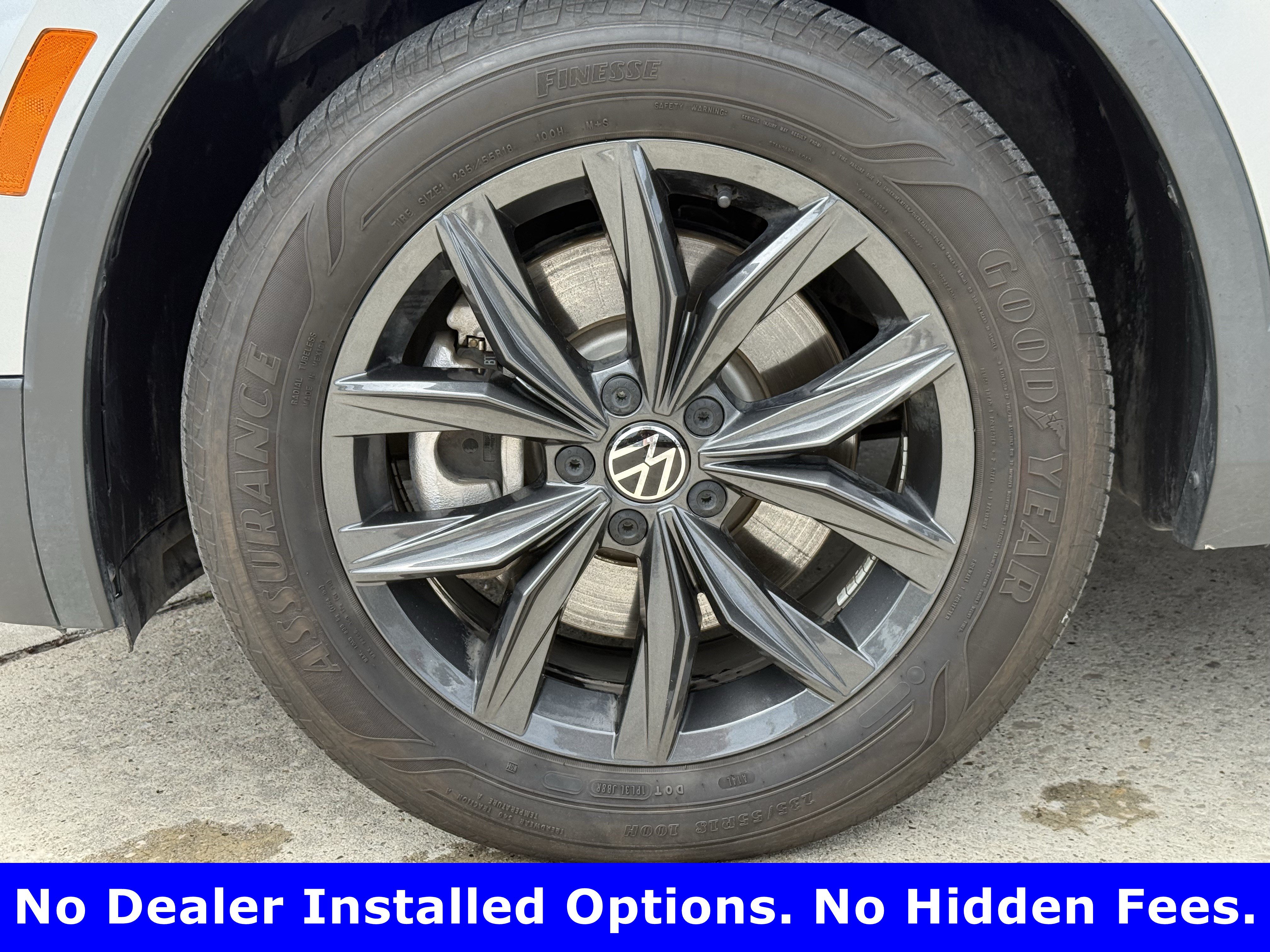 Used 2024 Volkswagen Tiguan Wolfsburg Edition AWD/4WD image 12