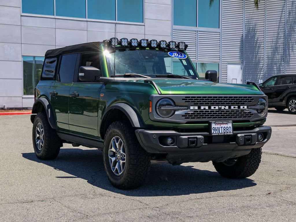 Used 2023 Ford Bronco Badlands AWD/4WD image 2