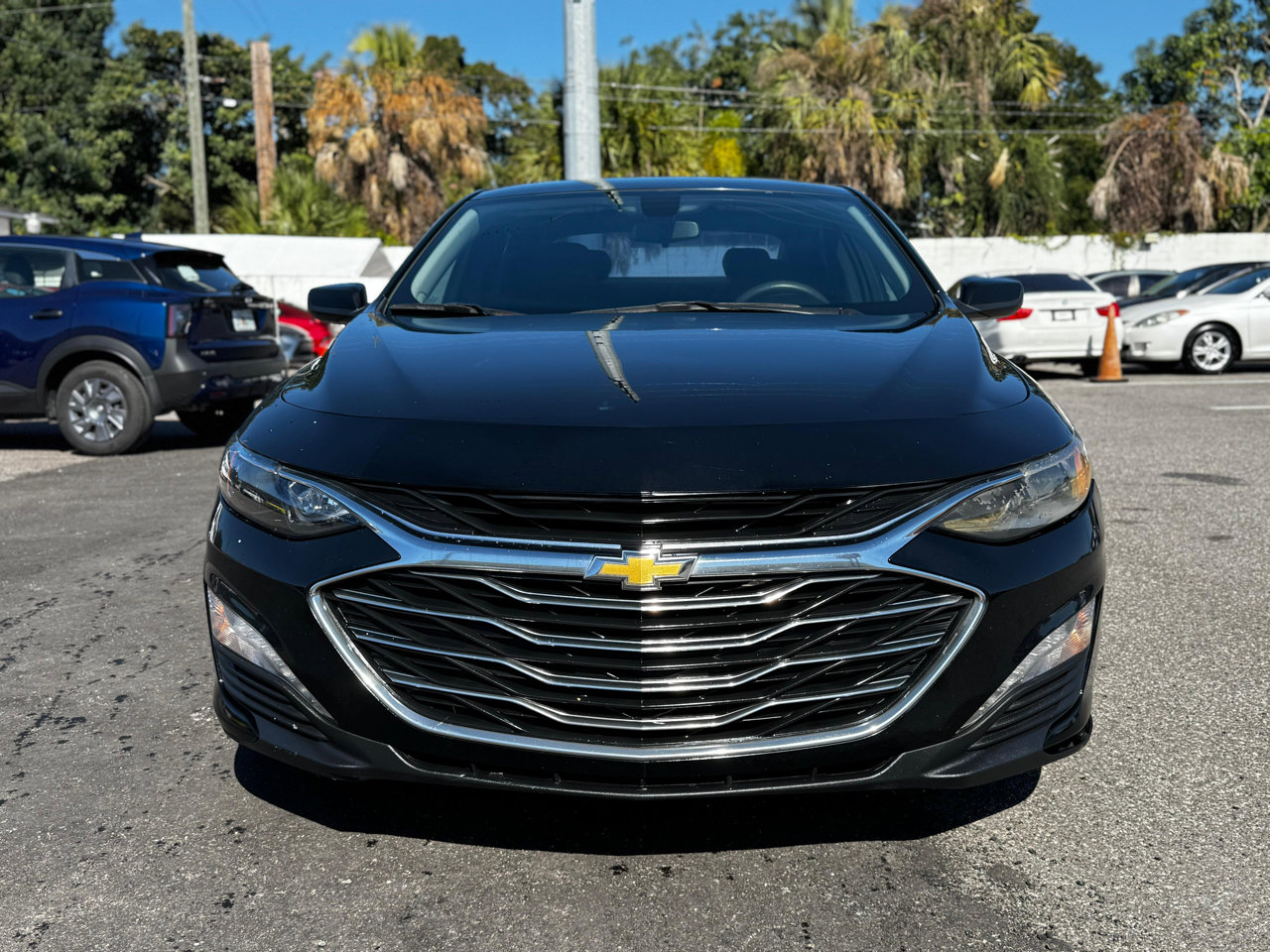 Used 2021 Chevrolet Malibu LT image 3
