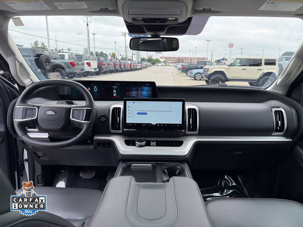 Certified 2025 Ford Expedition Active AWD/4WD image 28