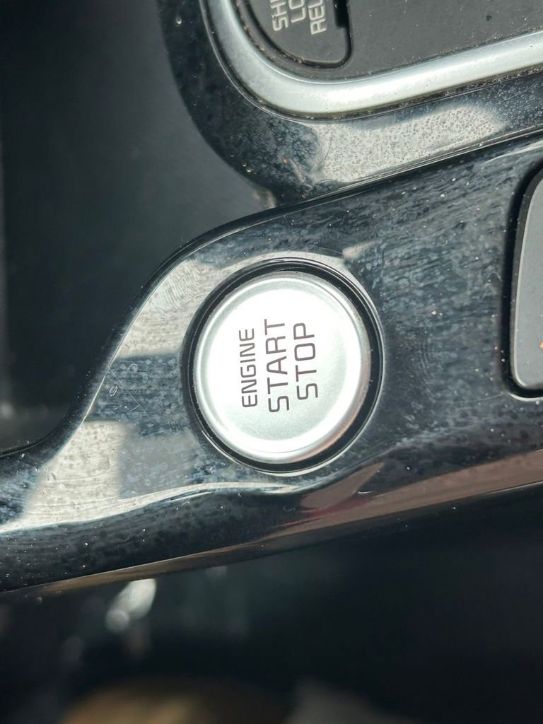 Used 2021 Kia Soul Turbo FWD image 27