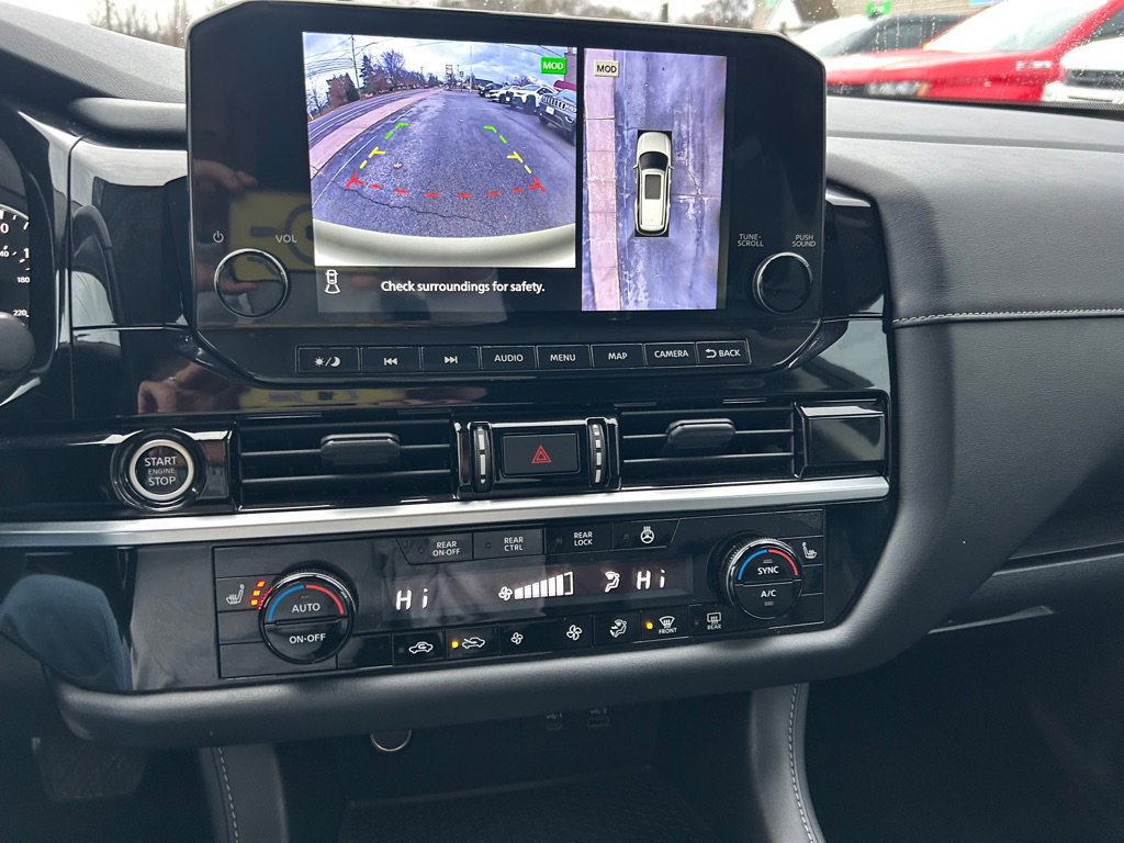 Used 2022 Nissan Pathfinder SL image 43