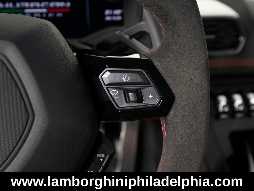 Used 2023 Lamborghini Huracan Tecnica RWD image 22