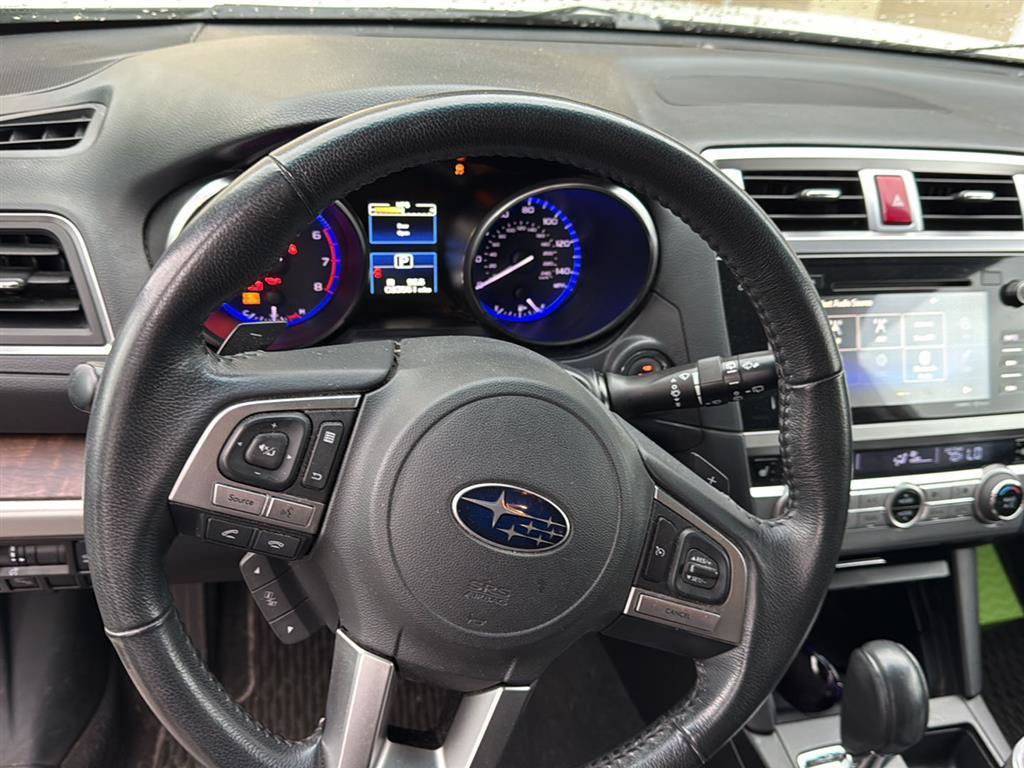 Used 2017 Subaru Outback 2.5i Limited w/ Popular Package #5 AWD/4WD image 19