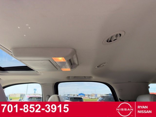 Used 2007 GMC Yukon SLT w/ SLT Preferred Equipment Group AWD/4WD image 6