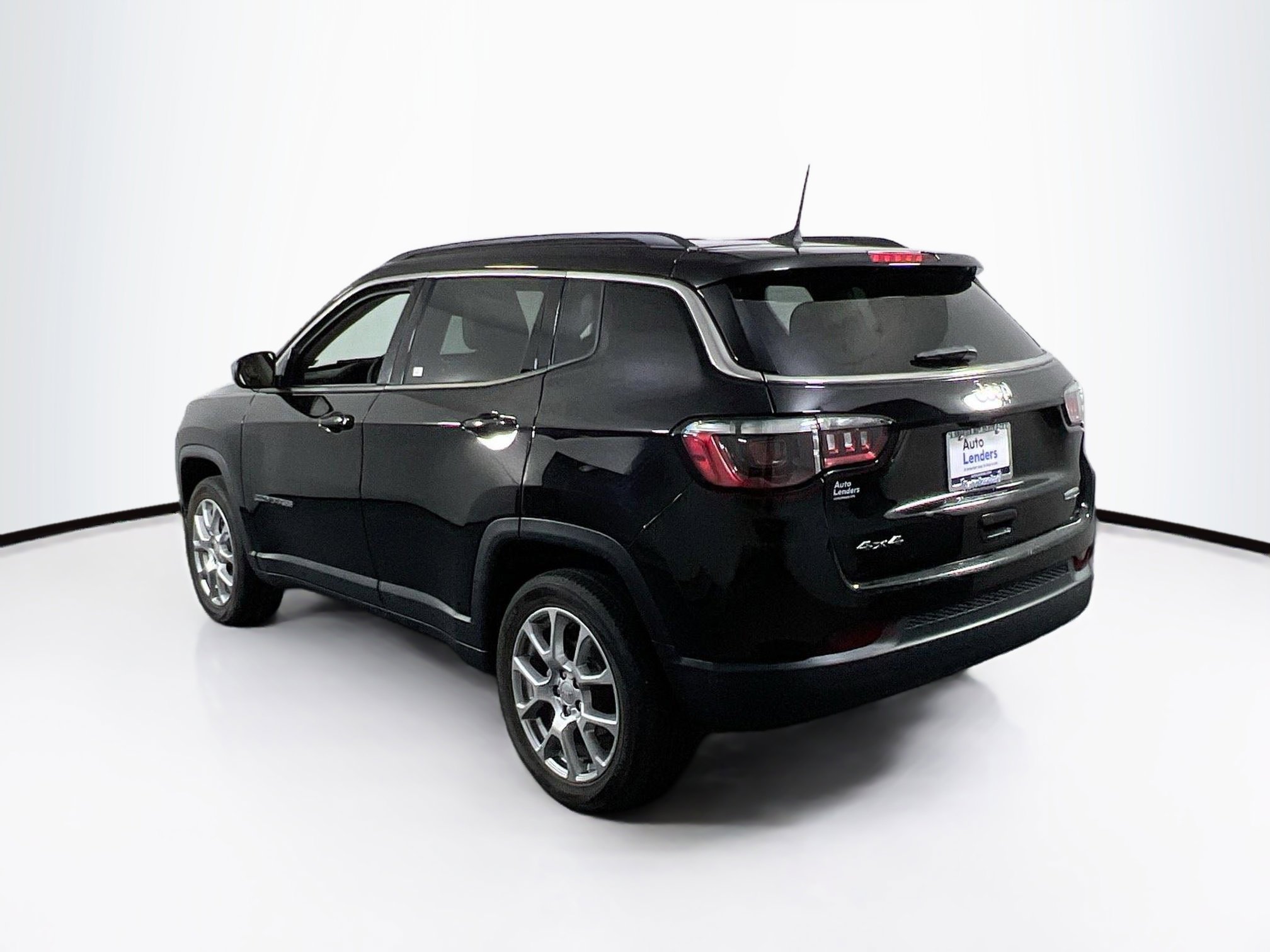 Used 2022 Jeep Compass Latitude image 7