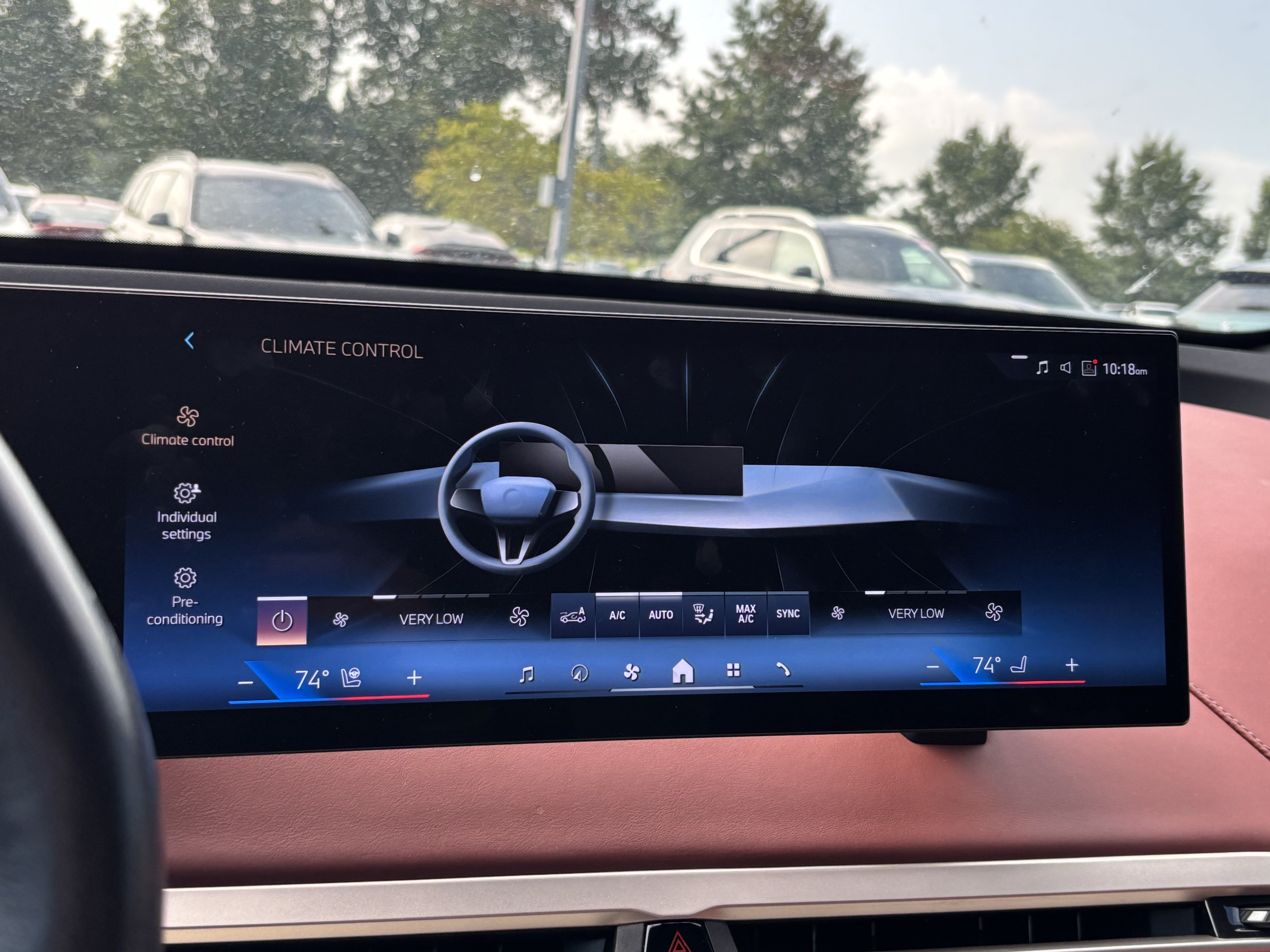 Certified 2024 BMW iX xDrive50 w/ Premium Package AWD/4WD image 25