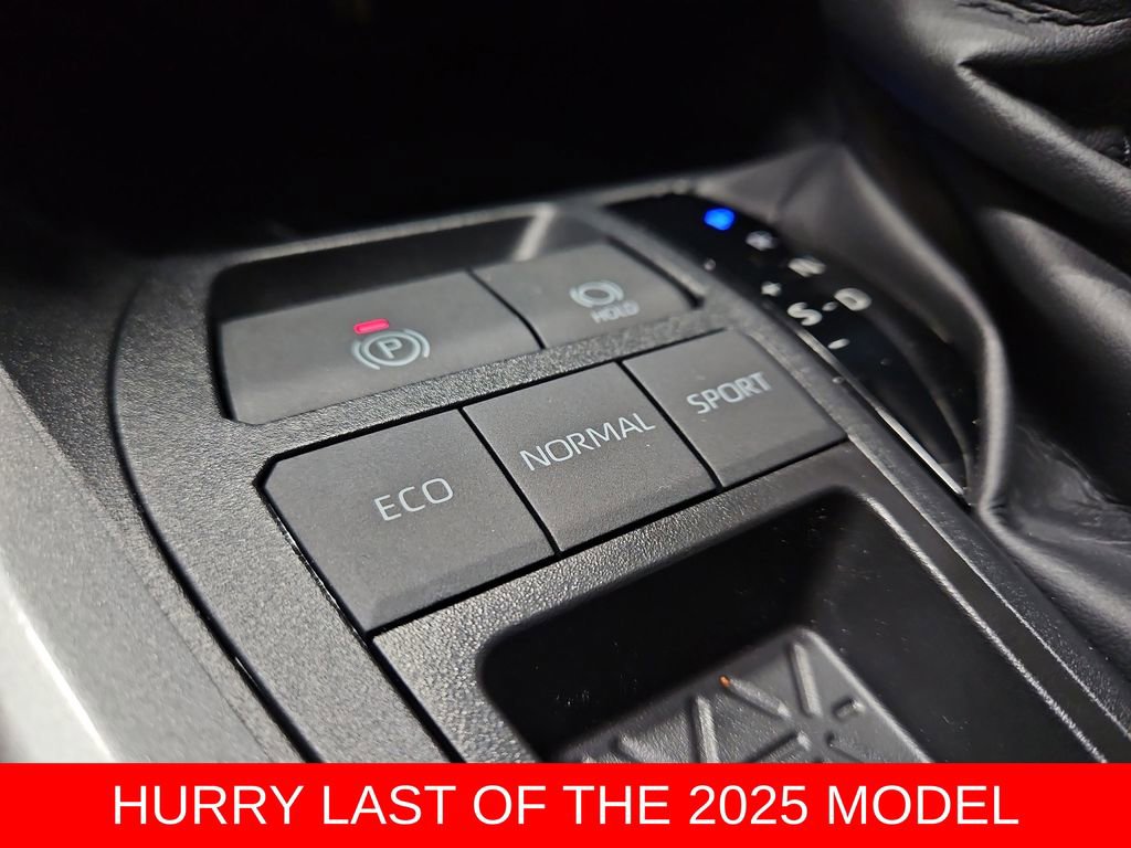New 2025 Toyota RAV4 LE image 11