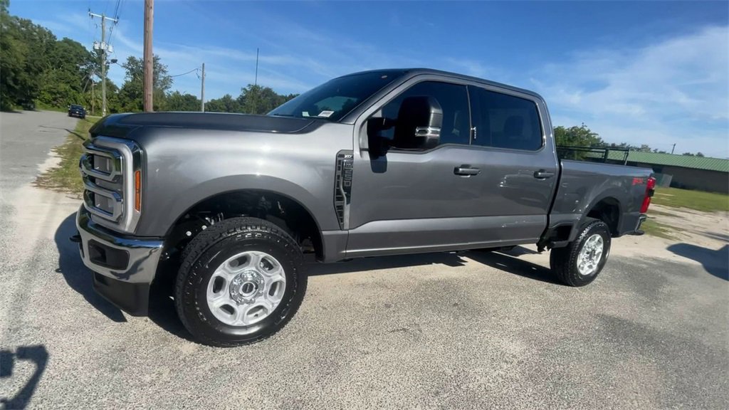 New 2026 Ford F250 XLT w/ XLT Premium Package image 4