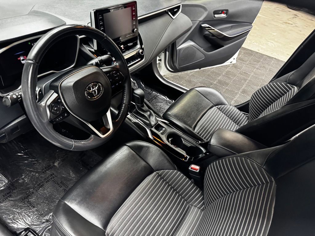 Used 2021 Toyota Corolla XSE w/ Carpet Mat Package (TMS) image 32