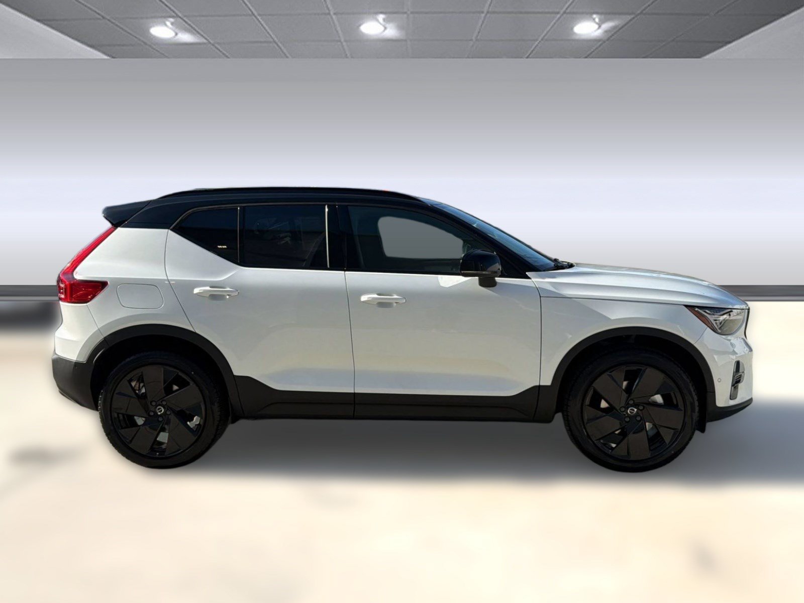New 2026 Volvo XC40 B5 Ultra w/ Climate Package AWD/4WD image 8