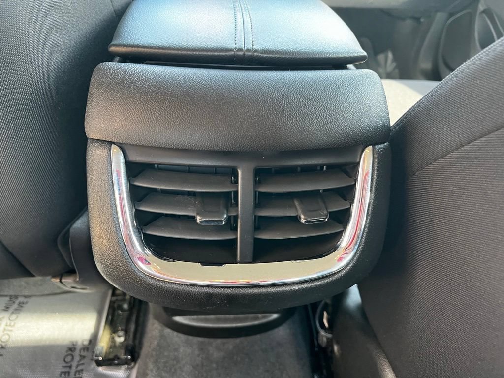 Used 2022 Chevrolet Malibu LT FWD image 25