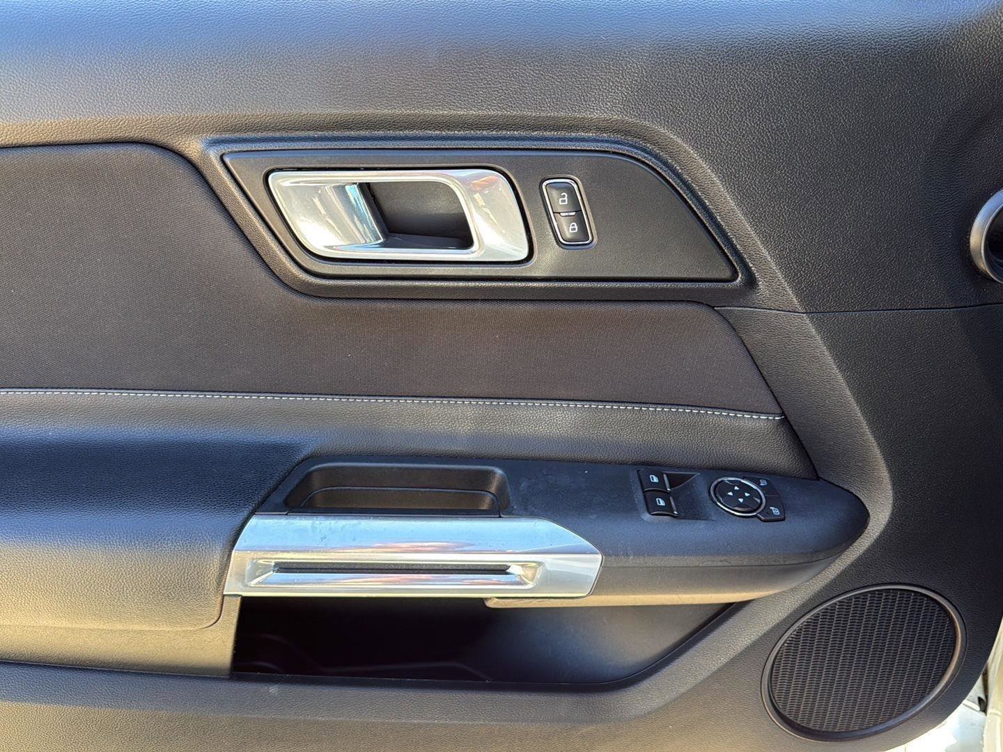 Used 2020 Ford Mustang Coupe image 13