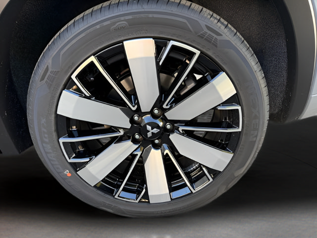 New 2026 Mitsubishi Outlander SEL AWD/4WD image 35