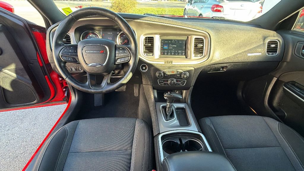 Used 2022 Dodge Charger SXT image 18