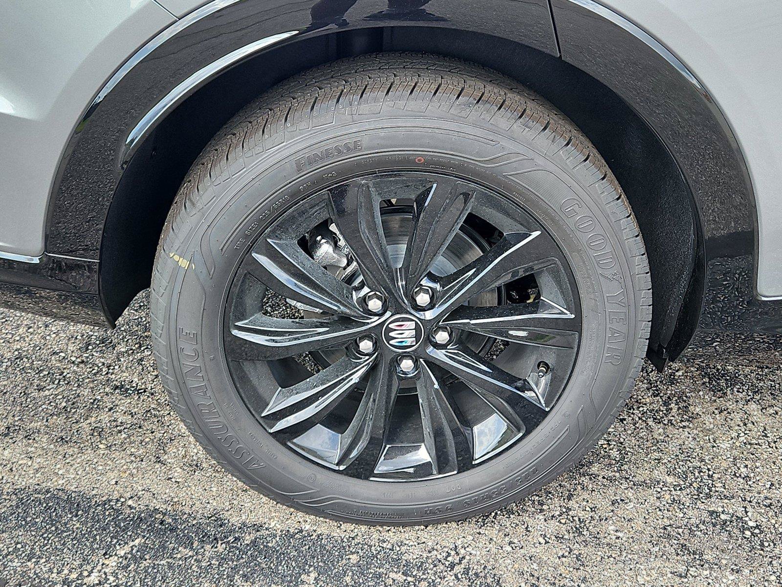 New 2026 Buick Envista Sport Touring w/ Convenience I Package FWD image 5