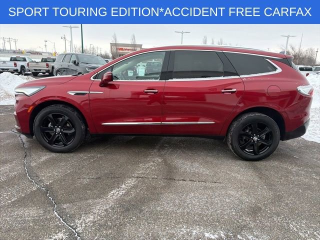 Used 2023 Buick Enclave Essence w/ Sport Touring Edition image 8