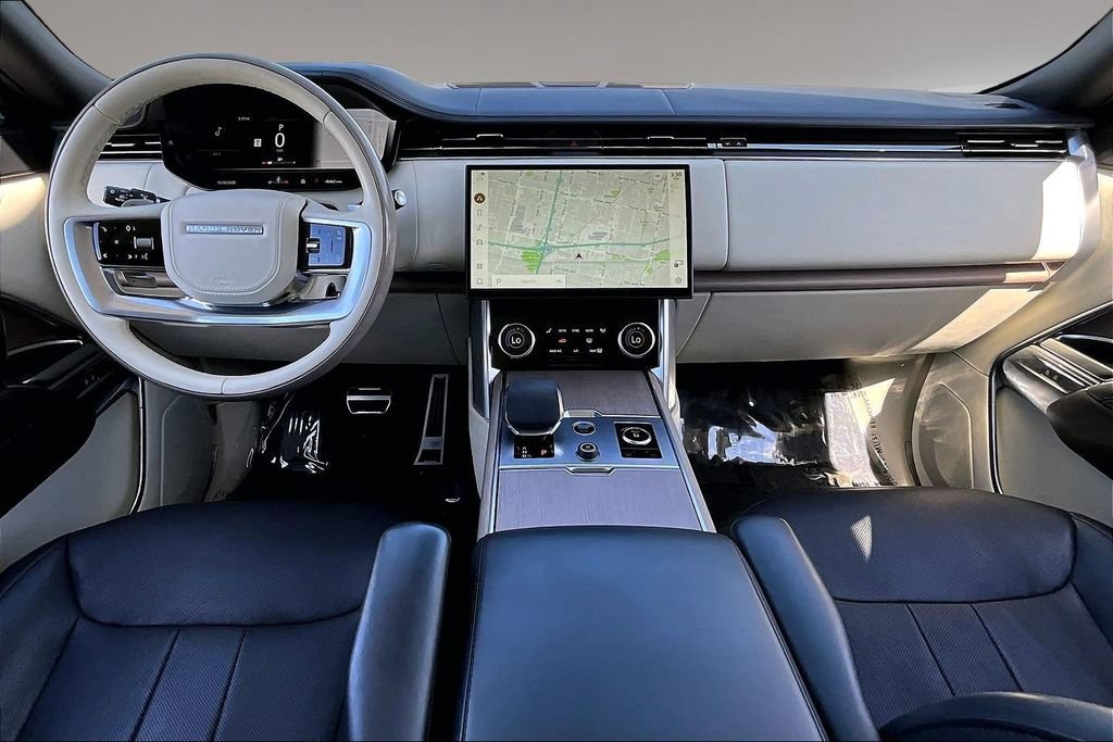 Certified 2023 Land Rover Range Rover SE AWD/4WD image 7
