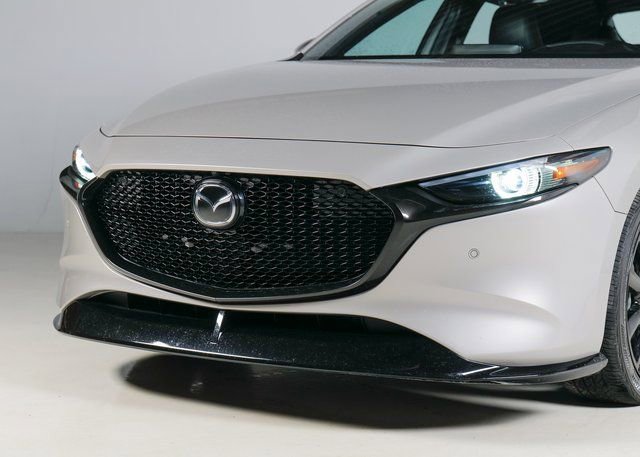 Used 2024 MAZDA MAZDA3 Hatchback w/Premium Plus Pkg image 29