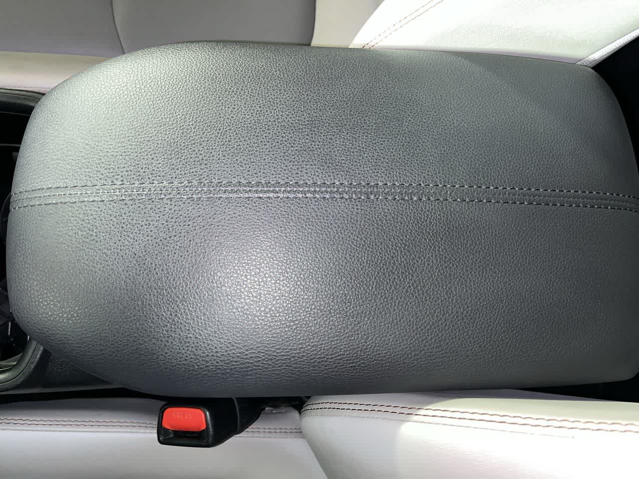 Used 2023 Toyota RAV4 XLE Premium AWD/4WD image 22