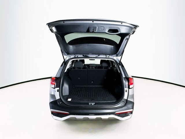 Certified 2025 Kia Sportage LX AWD/4WD image 24