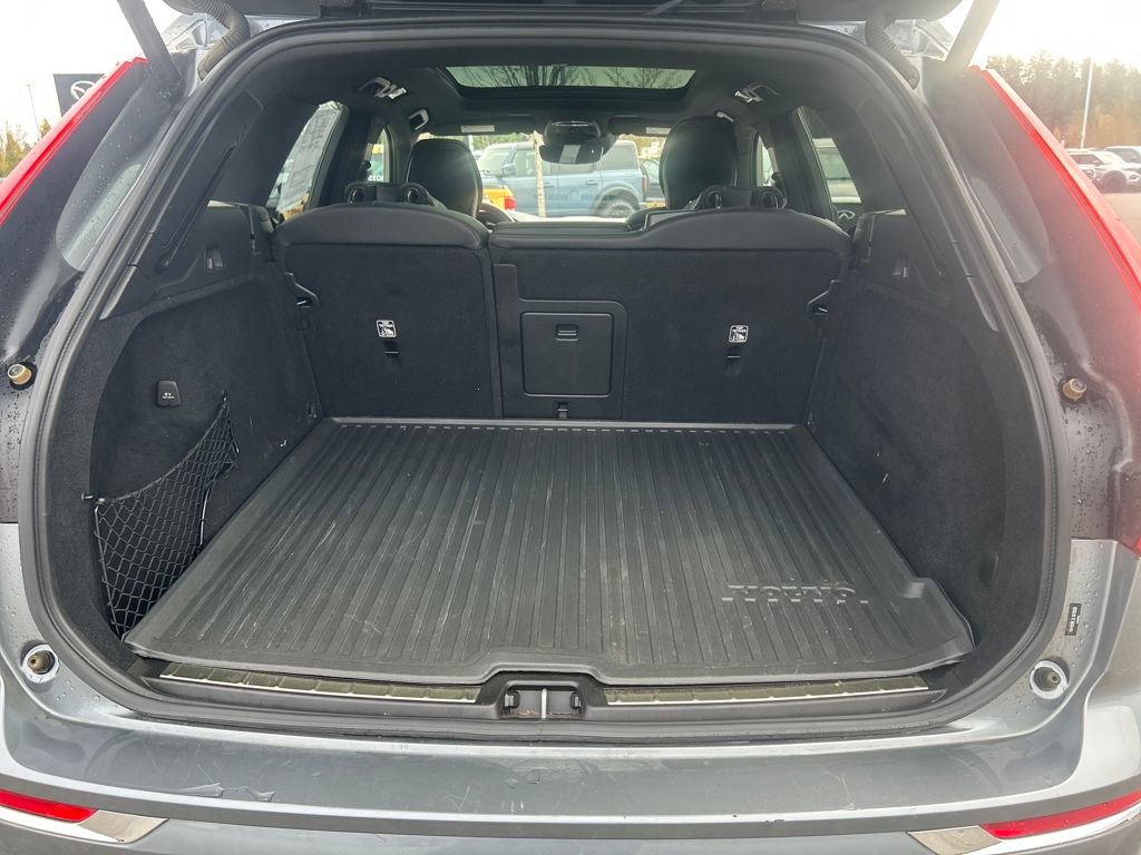Used 2020 Volvo XC60 T5 Inscription w/ Protection Package image 34