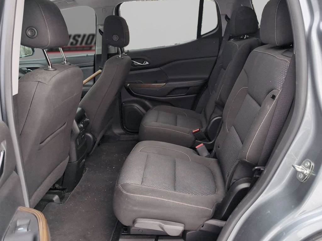 Used 2023 GMC Acadia SLE w/ Driver Convenience Package image 10