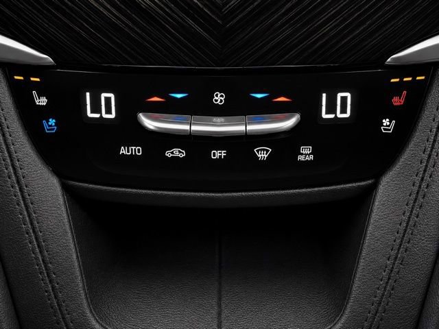 Used 2023 Cadillac XT6 Premium Luxury AWD/4WD image 38