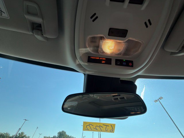 New 2026 Chevrolet Trax LT w/ Sunroof Package FWD image 29