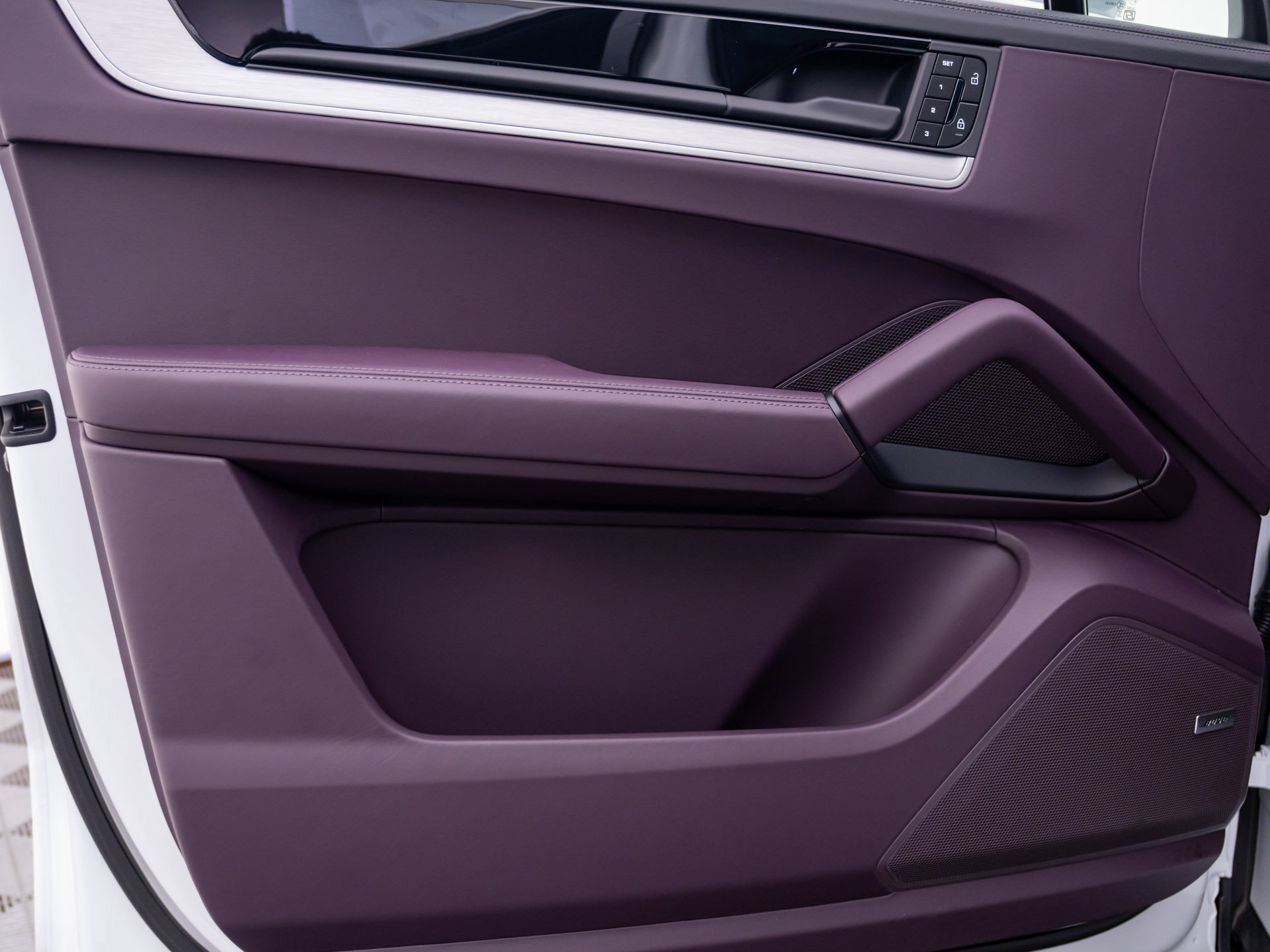 New 2026 Porsche Cayenne Coupe AWD/4WD image 14