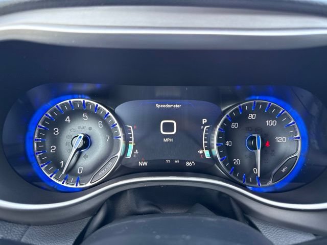 New 2027 Chrysler Pacifica Select FWD image 17