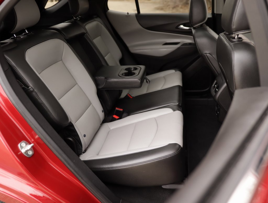 Used 2018 Chevrolet Equinox Premier image 33