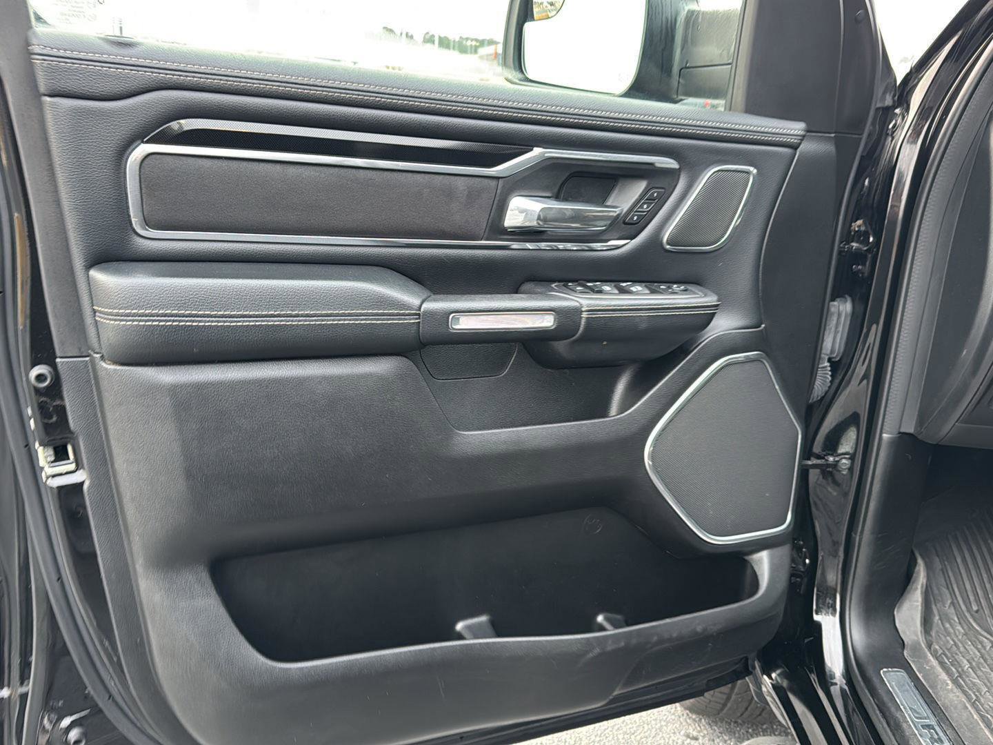 Used 2022 RAM 1500 Laramie image 14