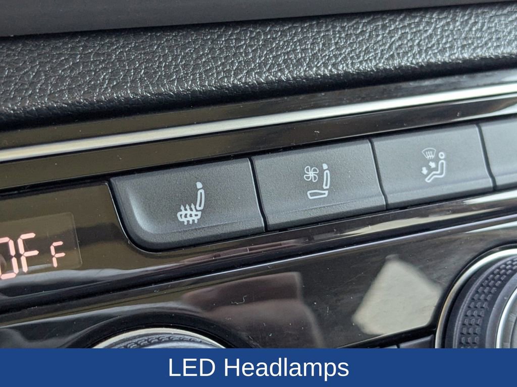 Used 2021 Volkswagen Atlas SEL Premium image 27