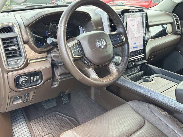 Used 2025 RAM 1500 Limited AWD/4WD image 19