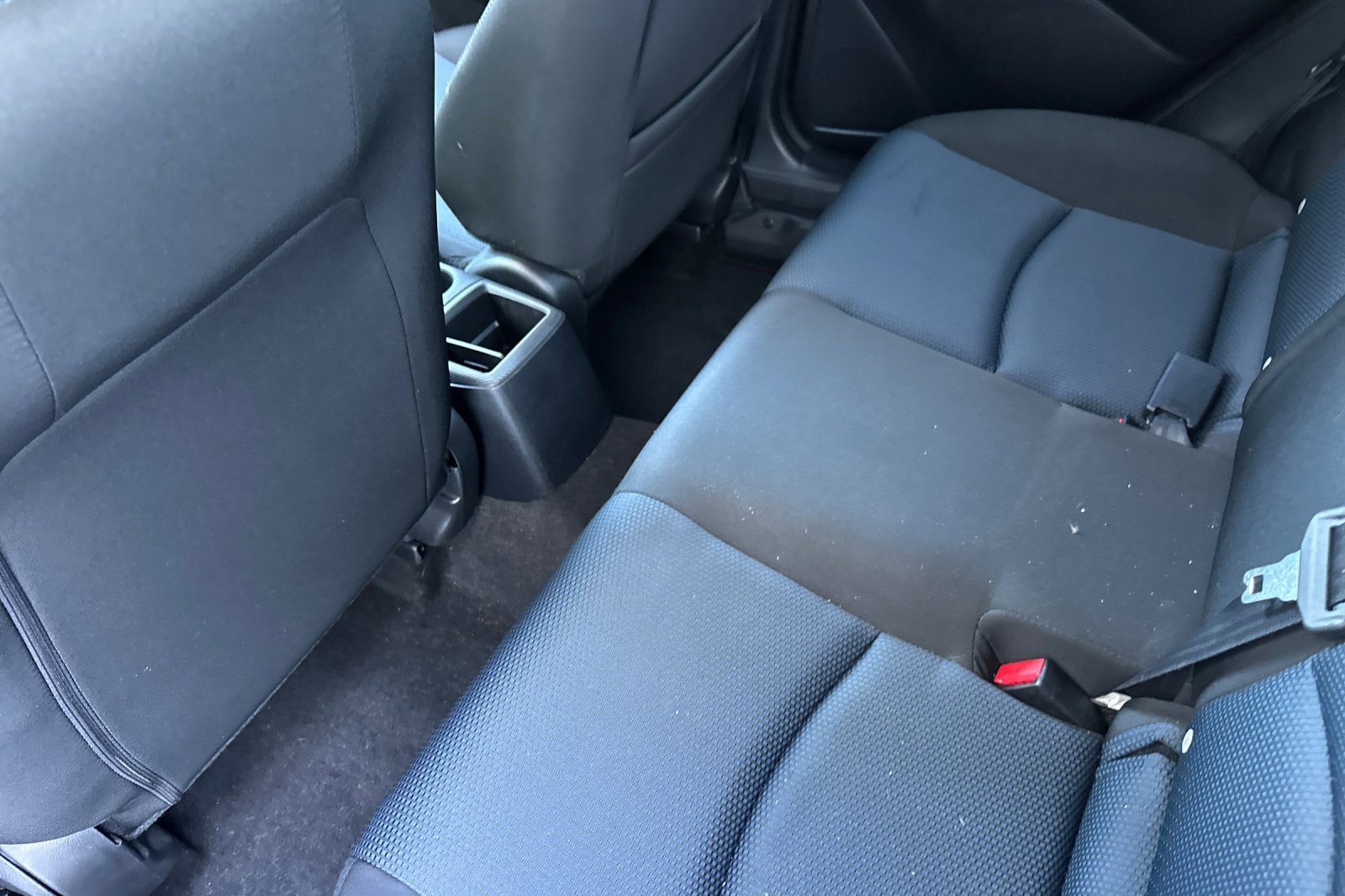 Used 2020 Toyota Yaris LE image 14