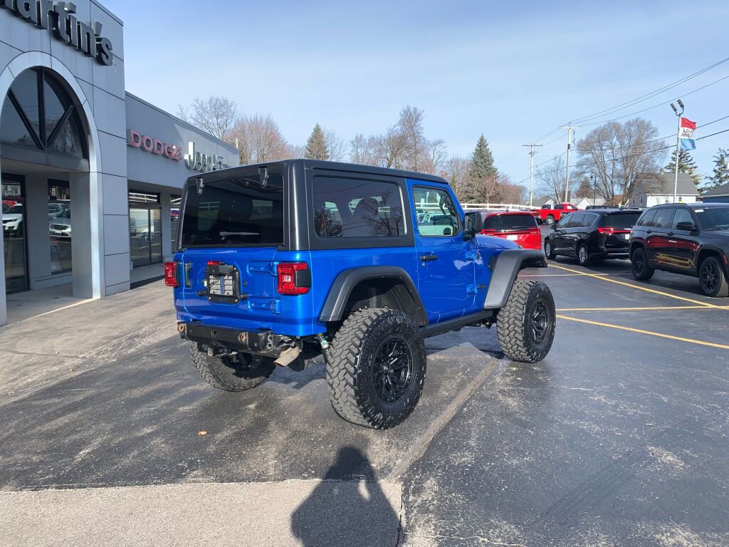 Used 2024 Jeep Wrangler Willys image 5