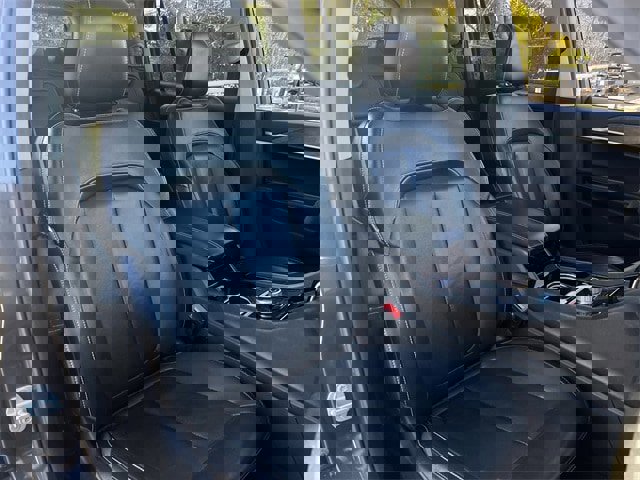 Used 2023 Jeep Grand Cherokee L Limited w/ Black Appearance Package image 30