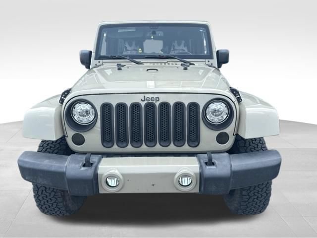 Used 2017 Jeep Wrangler Unlimited Sahara w/ Connectivity Group AWD/4WD image 2