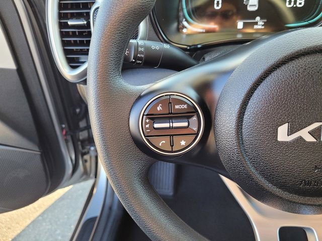 Used 2025 Kia Soul LX FWD image 19