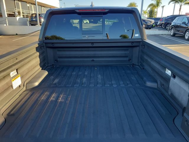 Certified 2025 Honda Ridgeline Black Edition image 8